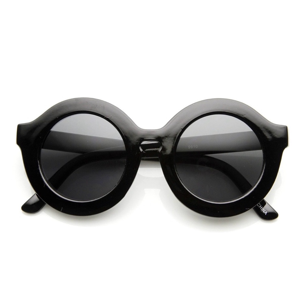 Spexx Trendy Womens Fashion Oversize Round Sunglasses - Black 100% UV Protection
